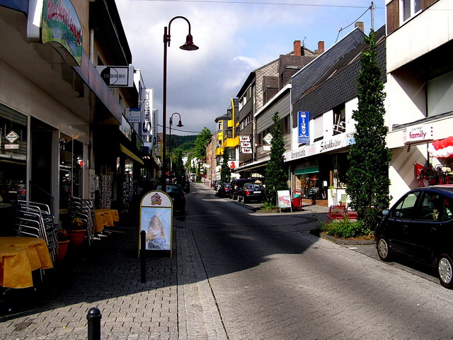 Einkaufsstraße